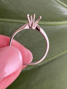White Gold 6-prong Solitaire Ring Setting / Ring Blank, Size 5.5